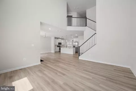 Entry Way - 1701 Evansberry Dr, Frederick, MD 21701 photo 2 of 31