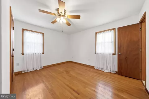 Bedroom - 7913 Juniper Dr, Frederick, MD 21702 photo 1 of 7