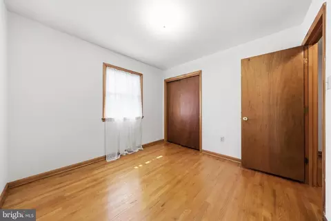 Bedroom - 7913 Juniper Dr, Frederick, MD 21702 photo 6 of 7