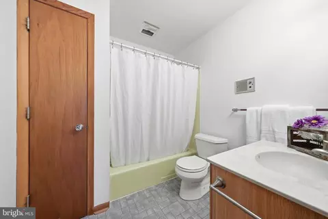Bath - 7913 Juniper Dr, Frederick, MD 21702 photo 3 of 3
