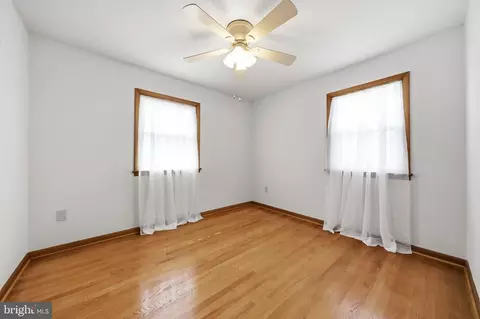 Bedroom - 7913 Juniper Dr, Frederick, MD 21702 photo 4 of 7