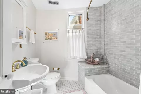 Bath - 241 E Church St, Frederick, MD 21701 photo 3 of 4