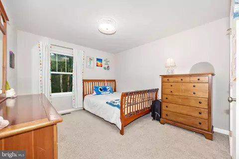 Bedroom - 5613 Zoe Ln, Frederick, MD 21704 photo 5 of 5