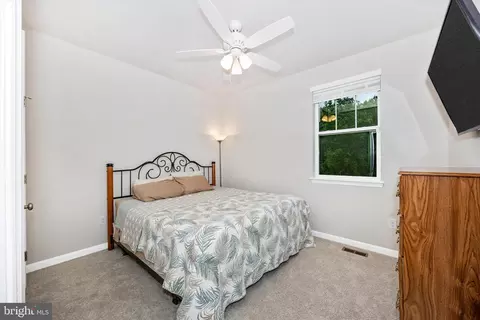 Bedroom - 5613 Zoe Ln, Frederick, MD 21704 photo 1 of 5
