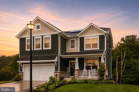 5613 Zoe Ln, Frederick, MD 21704