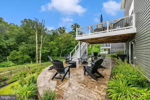 Exterior - 5613 Zoe Ln, Frederick, MD 21704 photo 2 of 7