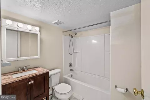 Bath - 1312 Hillcrest Dr, Frederick, MD 21703 photo 1 of 2