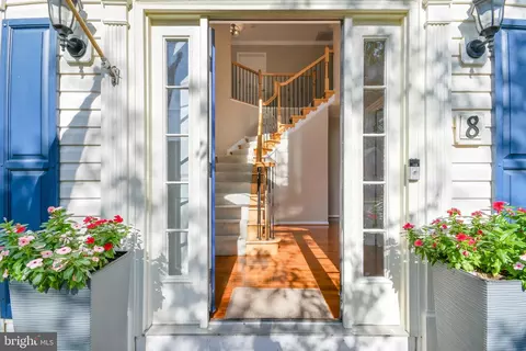 Entry Way - 8 N Pointe Ter, Middletown, MD 21769 photo 1 of 14