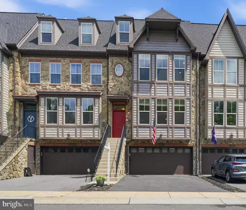 6963 Country Club Ter, New Market, MD 21774