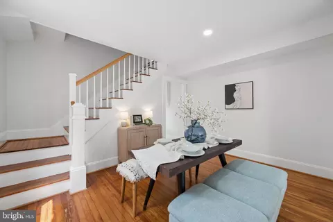 Entry Way - 543 E Church St, Frederick, MD 21701 photo 2 of 11