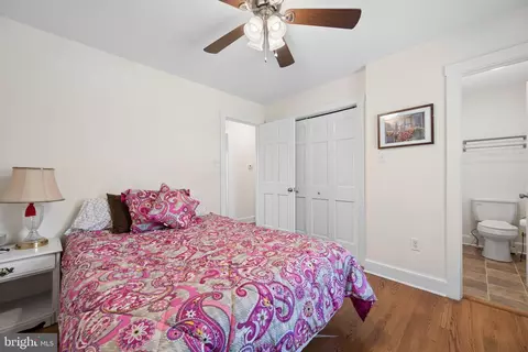 Bedroom - 903 E C St E, Brunswick, MD 21716 photo 3 of 8