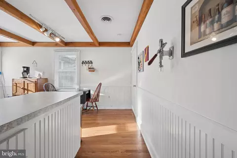 Entry Way - 903 E C St E, Brunswick, MD 21716 photo 2 of 6
