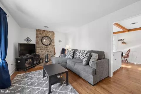 Other - 903 E C St E, Brunswick, MD 21716 photo 3 of 20