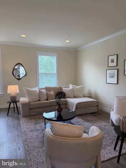 915 Badger Ave, Frederick, MD 21702 photo 3