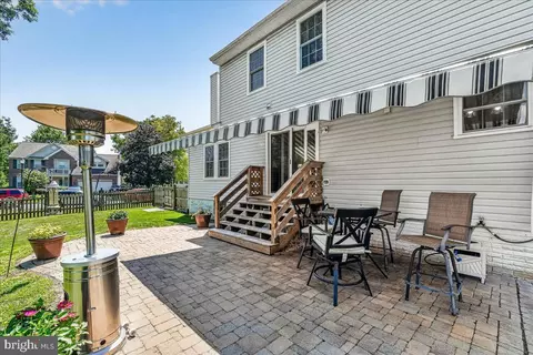 Exterior - 101 Crosstimber Way, Frederick, MD 21702 photo 2 of 11