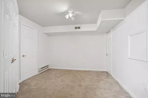Bedroom - 9205 Ridgefield Cir, Frederick, MD 21701 photo 2 of 2