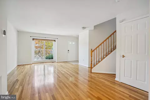 Living - 9205 Ridgefield Cir, Frederick, MD 21701 photo 1 of 2