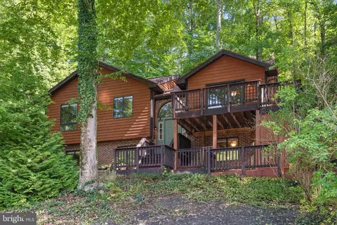 6725 W Lakeridge Rd, New Market, MD 21774