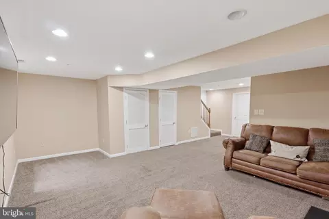 Entry Way - 2089 Buell Dr, Frederick, MD 21702 photo 4 of 4