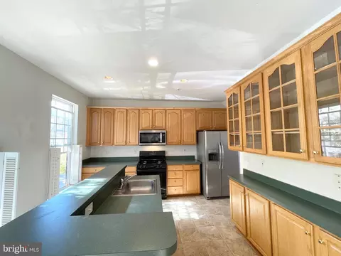 Kitchen - 8822 Lew Wallace Rd, Frederick, MD 21704 photo 4 of 4
