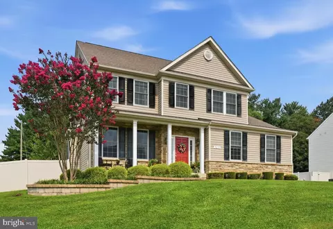 Exterior - 5633 Bartonsville Rd, Frederick, MD 21704 photo 2 of 8
