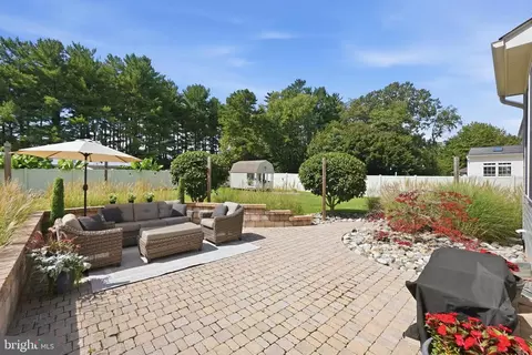 Exterior - 5633 Bartonsville Rd, Frederick, MD 21704 photo 4 of 8