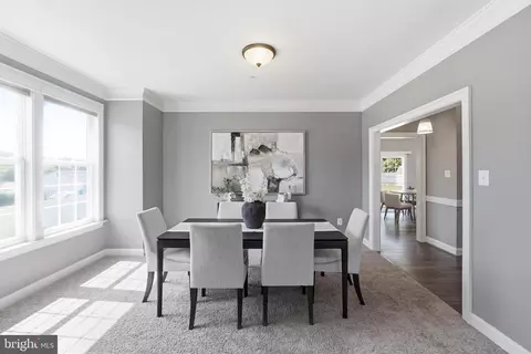 Dining - 5633 Bartonsville Rd, Frederick, MD 21704 photo 2 of 3