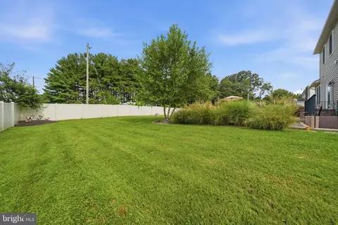 Exterior - 5633 Bartonsville Rd, Frederick, MD 21704 photo 6 of 8