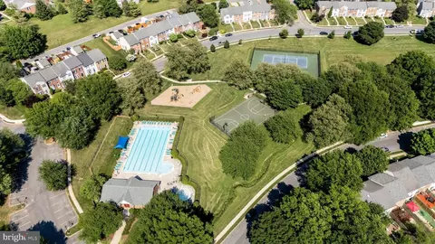 View/Area - 2402 Shaker Ln, Frederick, MD 21702 photo 4 of 12