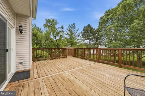 Exterior - 2402 Shaker Ln, Frederick, MD 21702 photo 16 of 24