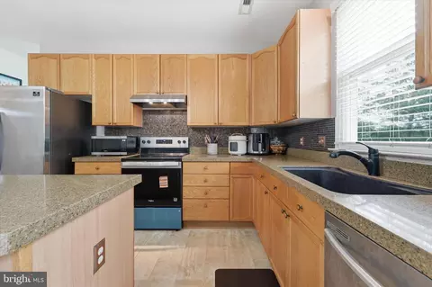 Kitchen - 2402 Shaker Ln, Frederick, MD 21702 photo 5 of 5