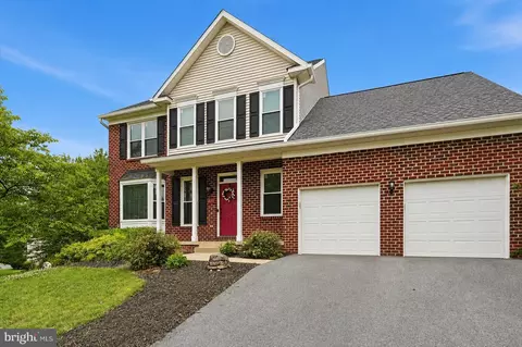 Exterior - 2402 Shaker Ln, Frederick, MD 21702 photo 4 of 24