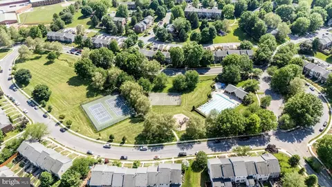View/Area - 2402 Shaker Ln, Frederick, MD 21702 photo 5 of 12