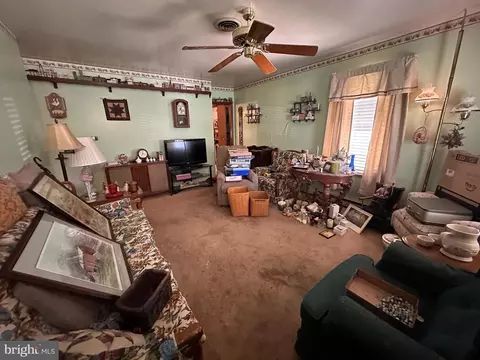 Living - 469 Carrollton Dr, Frederick, MD 21701 photo 1 of 2