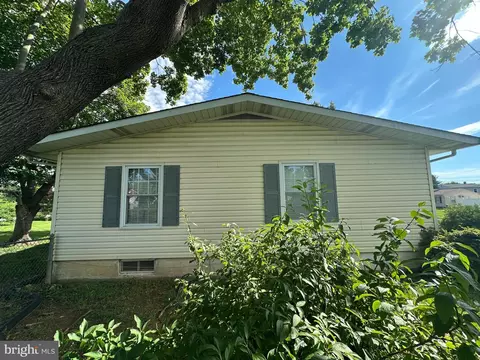 Exterior - 469 Carrollton Dr, Frederick, MD 21701 photo 6 of 14