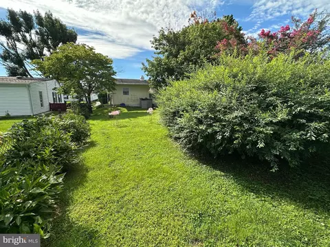 Exterior - 469 Carrollton Dr, Frederick, MD 21701 photo 14 of 14