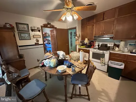 Kitchen - 469 Carrollton Dr, Frederick, MD 21701 photo 2 of 4