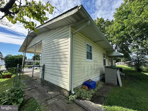 Exterior - 469 Carrollton Dr, Frederick, MD 21701 photo 9 of 14