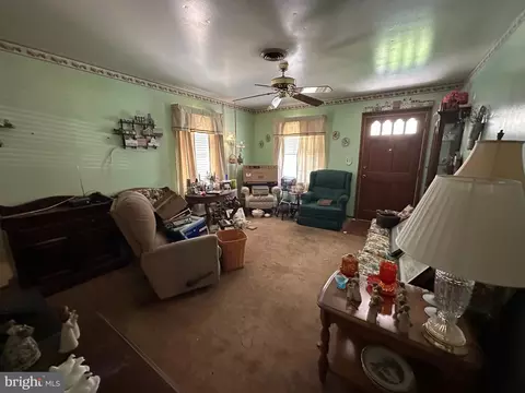 Living - 469 Carrollton Dr, Frederick, MD 21701 photo 2 of 2