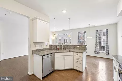 Kitchen - 6185 Murray Ter, Frederick, MD 21703 photo 2 of 6