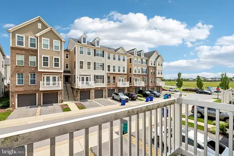 Exterior - 6185 Murray Ter, Frederick, MD 21703 photo 2 of 4