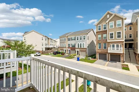 Exterior - 6185 Murray Ter, Frederick, MD 21703 photo 3 of 4
