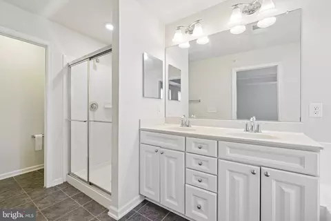 Bath - 6185 Murray Ter, Frederick, MD 21703 photo 2 of 2