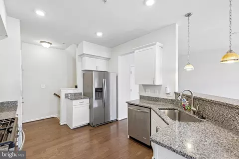 Kitchen - 6185 Murray Ter, Frederick, MD 21703 photo 3 of 6