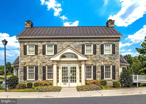 Exterior - 6103 Pine Crest Ln, Frederick, MD 21701 photo 4 of 5