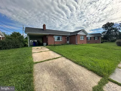 Other - 405 Delaware Rd, Frederick, MD 21701 photo 8 of 10