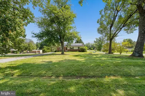 Exterior - 5601 Calvert Dr, Frederick, MD 21703 photo 19 of 21