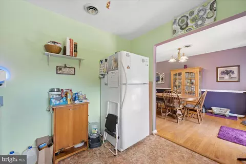 Entry Way - 5601 Calvert Dr, Frederick, MD 21703 photo 1 of 8