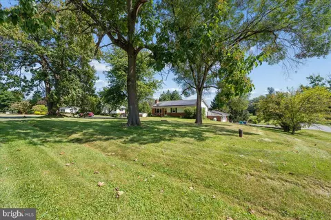 Exterior - 5601 Calvert Dr, Frederick, MD 21703 photo 20 of 21