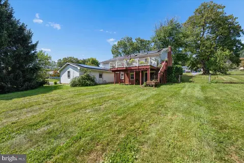 Exterior - 5601 Calvert Dr, Frederick, MD 21703 photo 11 of 21